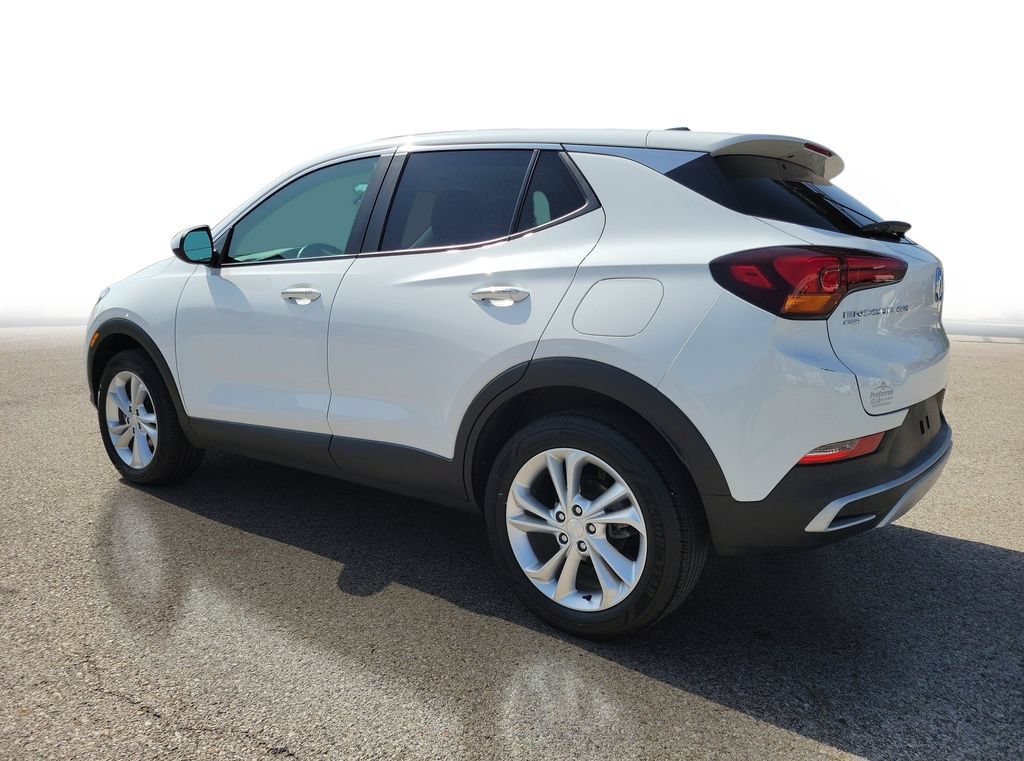 Used 2023 Buick Encore GX Preferred w/ Cold Weather Comfort Package AWD/4WD image 3