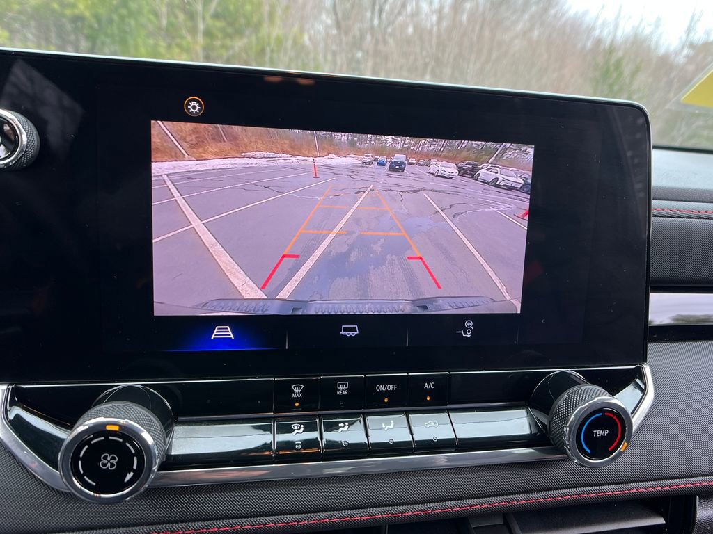 Used 2024 Chevrolet Colorado Z71 image 18