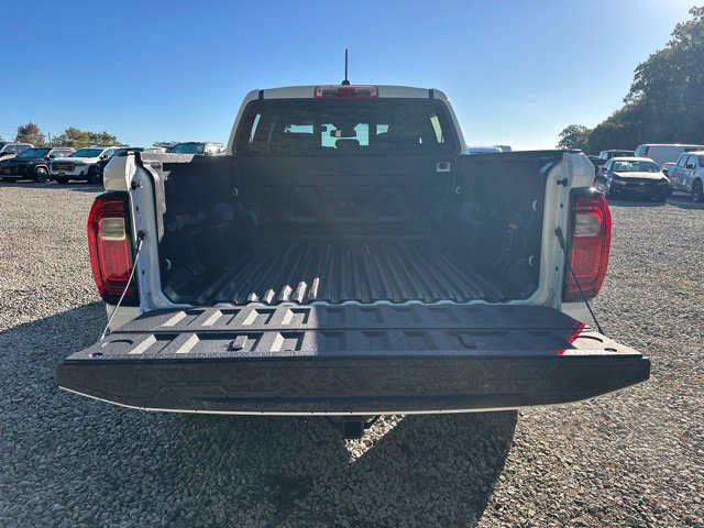 Used 2023 GMC Canyon Elevation w/ Convenience Package AWD/4WD image 13