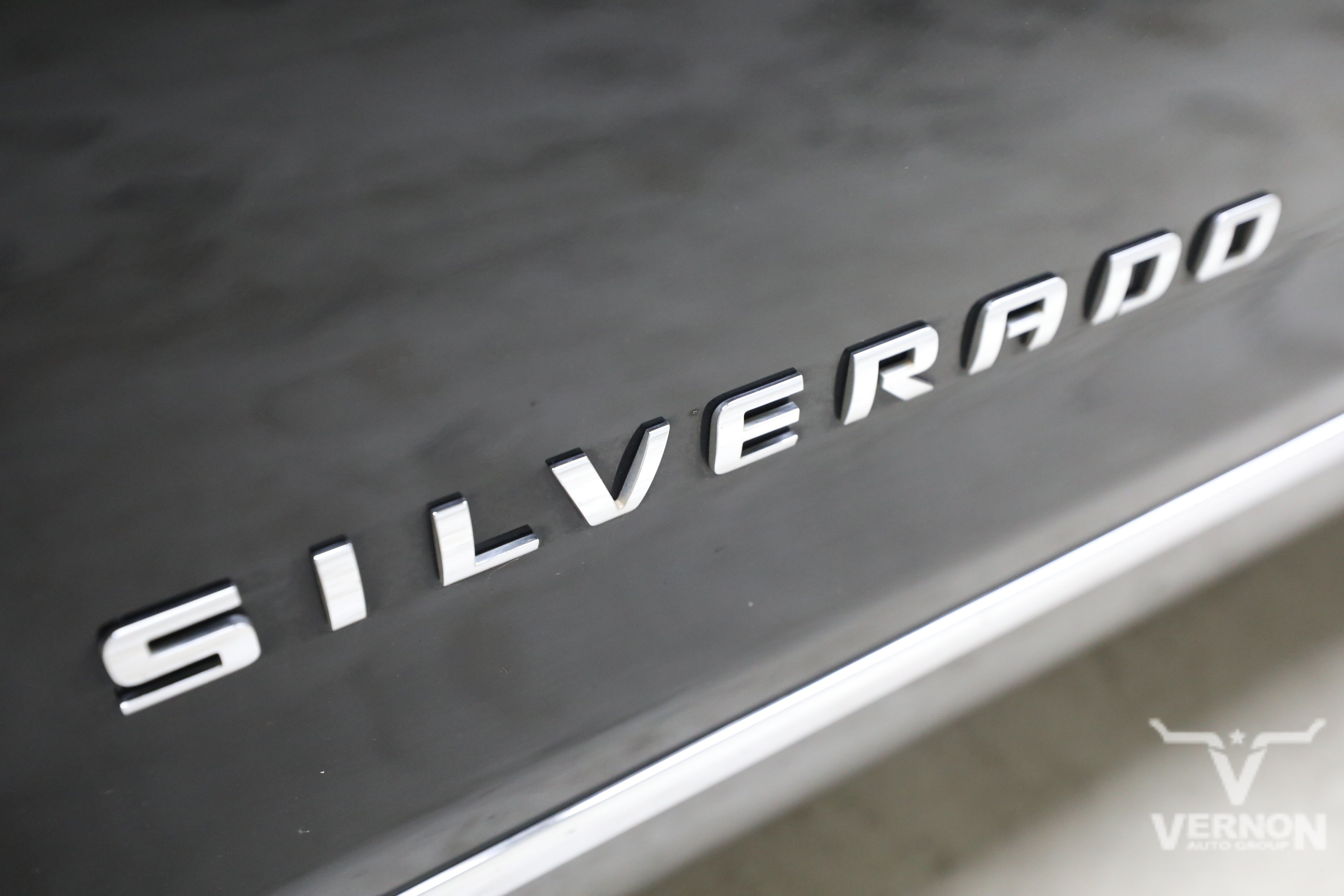 Used 2015 Chevrolet Silverado 1500 LTZ AWD/4WD image 11