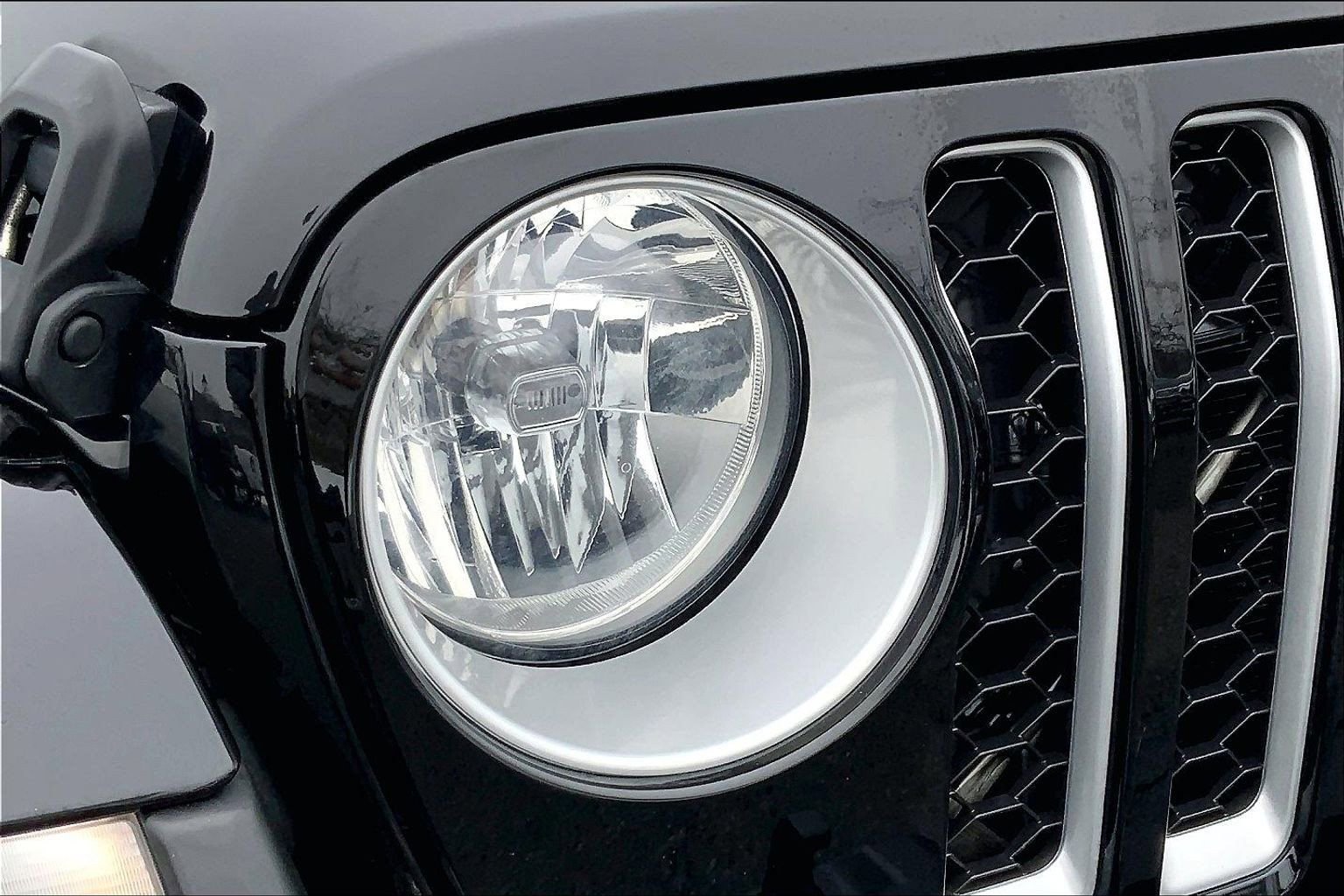 Certified 2023 Jeep Gladiator Overland w/ Popular Equipment Package image 24