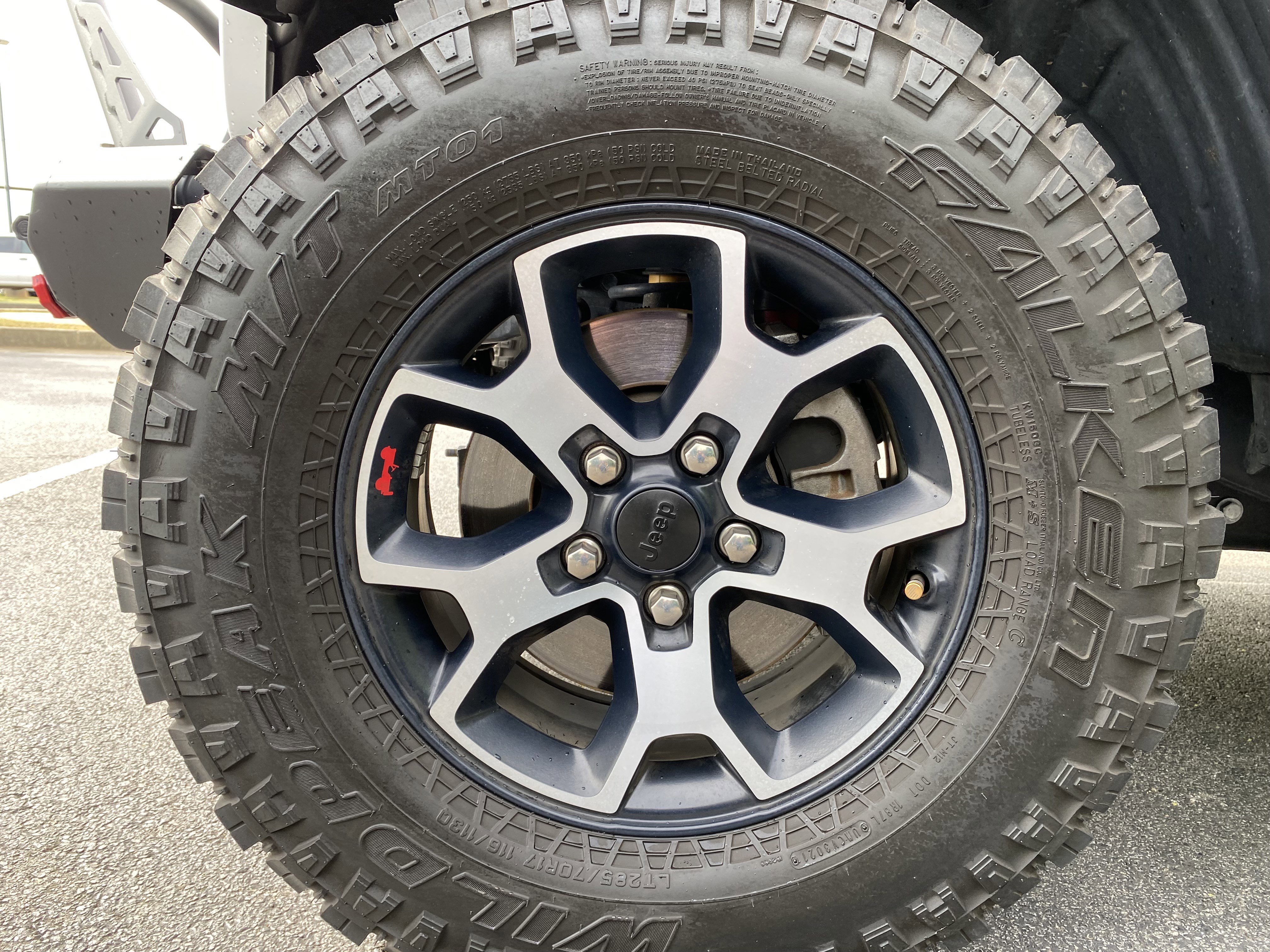 Used 2023 Jeep Wrangler Unlimited Rubicon w/ LED Lighting Group AWD/4WD image 42