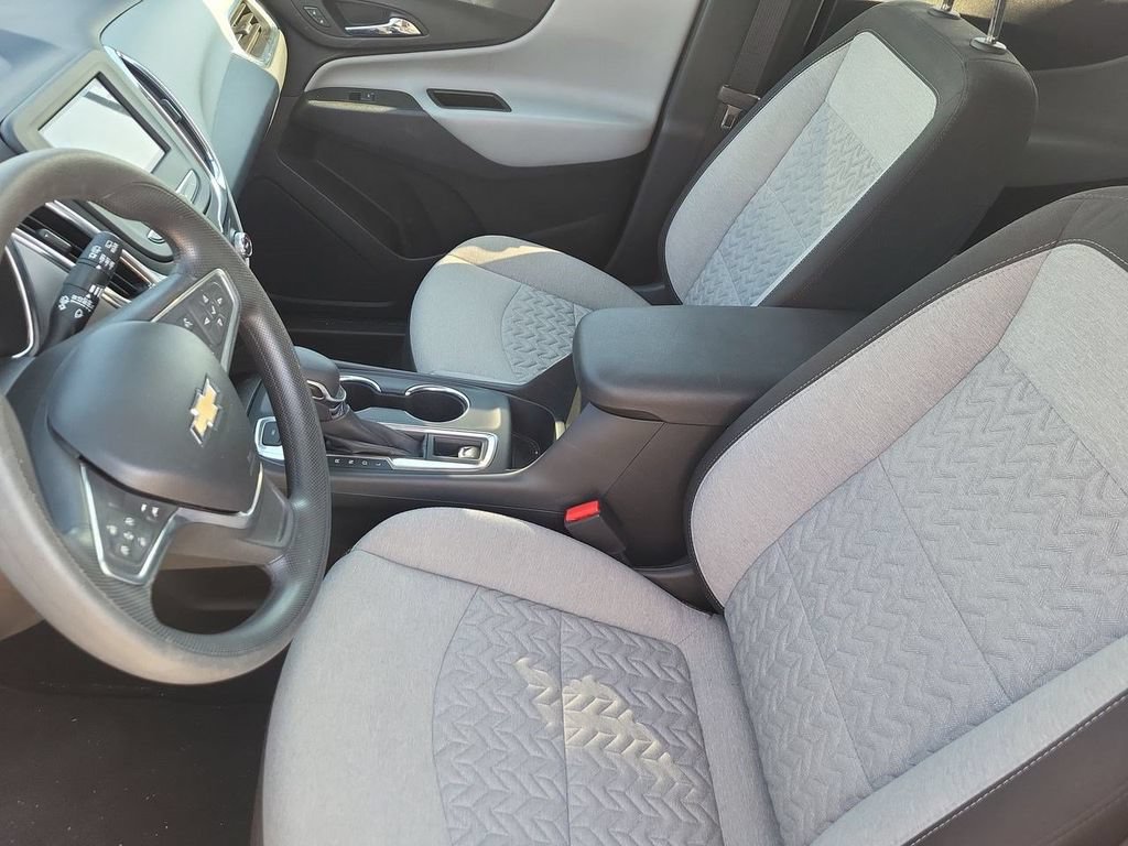 Used 2023 Chevrolet Equinox LS w/ LS Convenience Package AWD/4WD image 24
