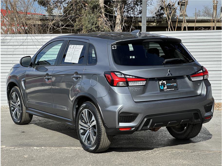 Used 2024 Mitsubishi Outlander Sport AWD image 3