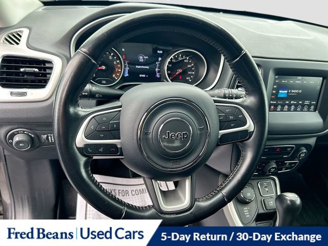 Used 2019 Jeep Compass Latitude w/ Popular Equipment Group AWD/4WD image 17