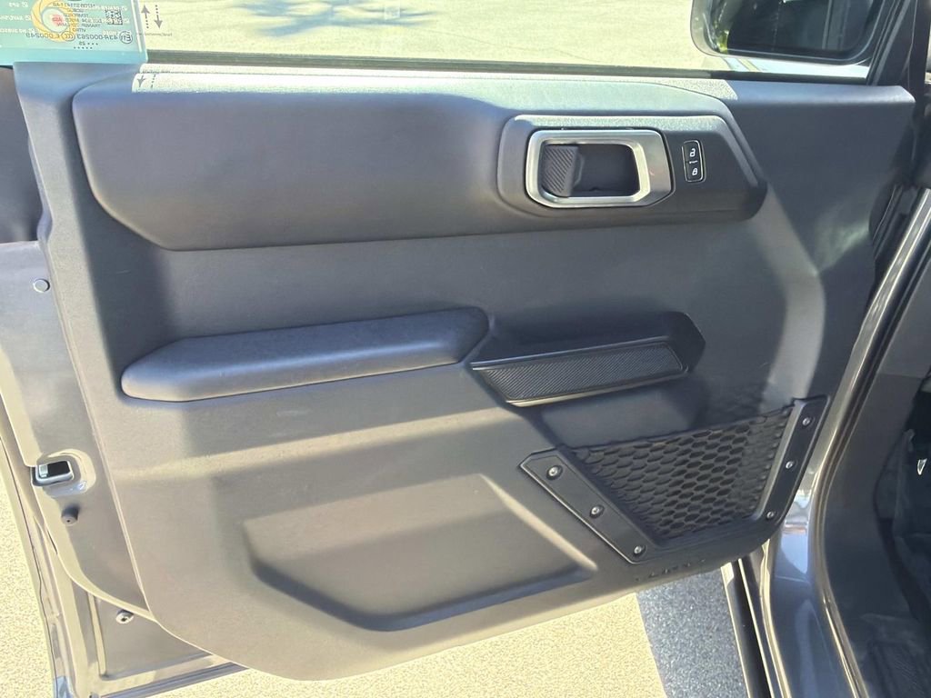 Certified 2025 Ford Bronco Badlands image 16