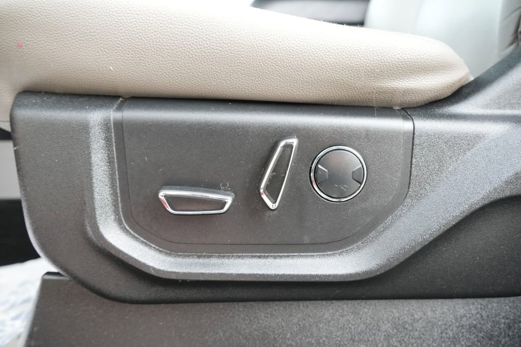 Used 2018 Ford F150 XLT w/ Equipment Group 302A Luxury image 24