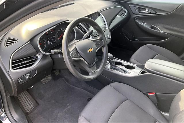 Used 2023 Chevrolet Malibu LT image 17