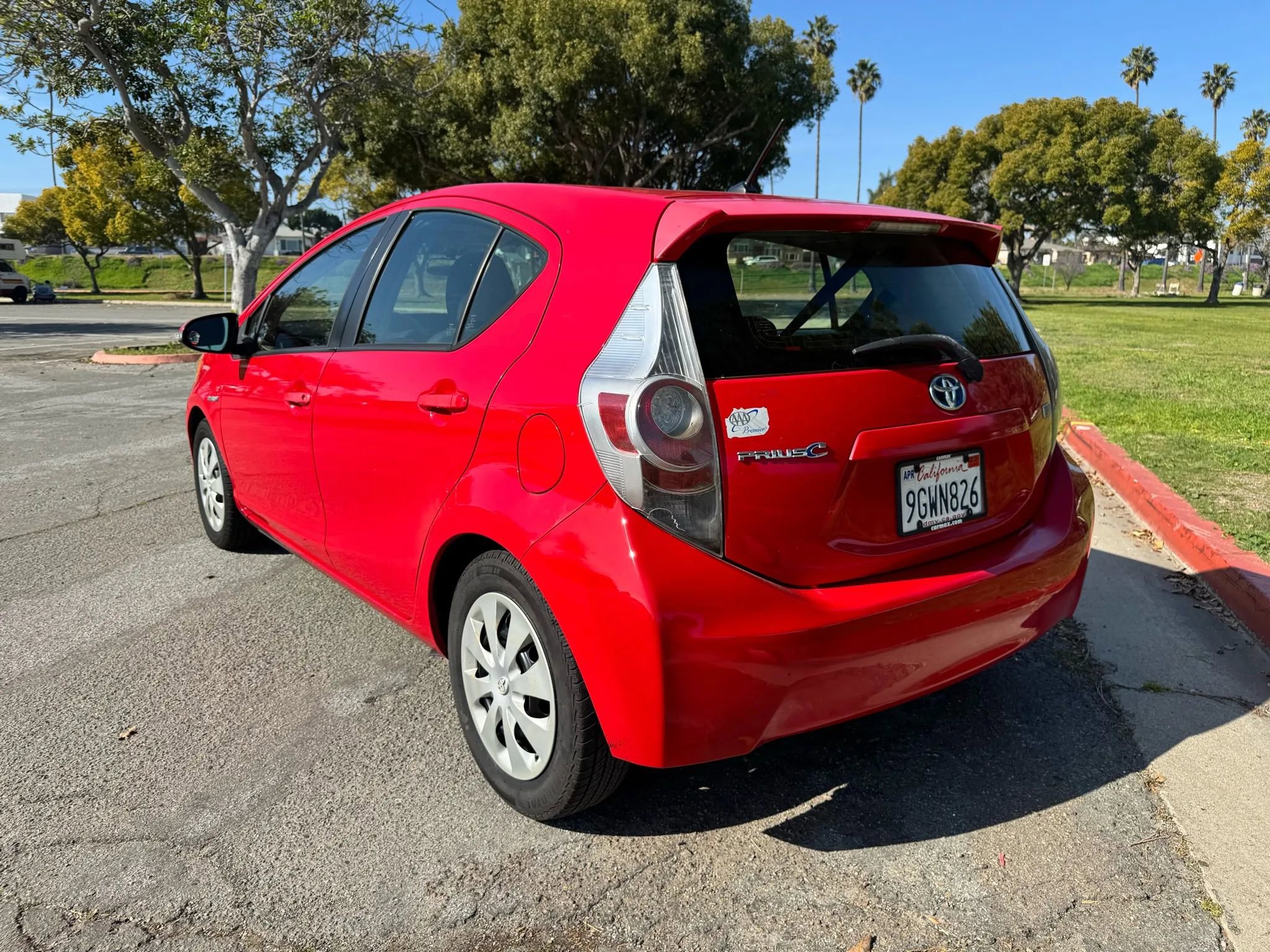 Used 2013 Toyota Prius C Two FWD image 3