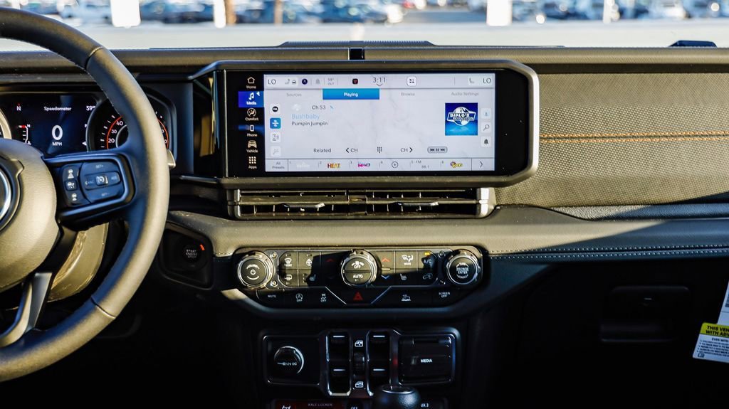 New 2026 Jeep Gladiator Mojave image 16