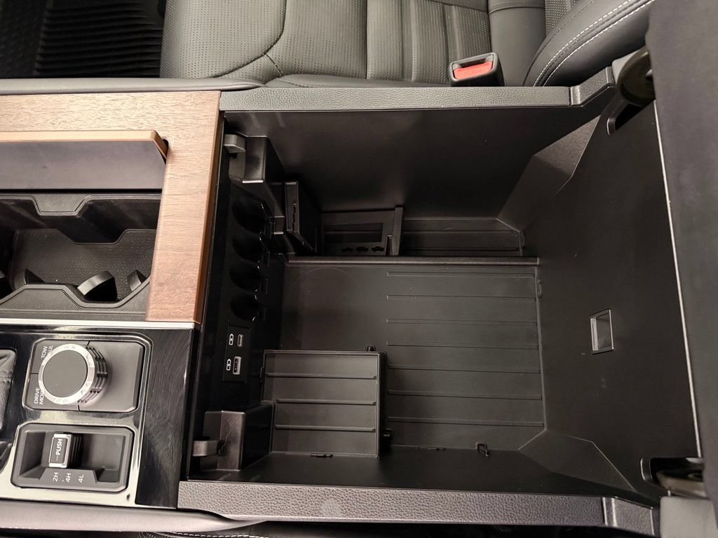 Certified 2025 Toyota Tundra Capstone AWD/4WD image 31