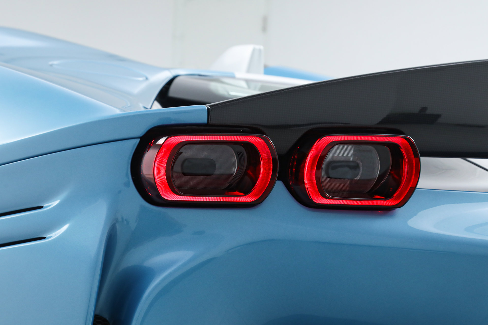 Certified 2024 Ferrari SF90 Spider AWD/4WD image 36