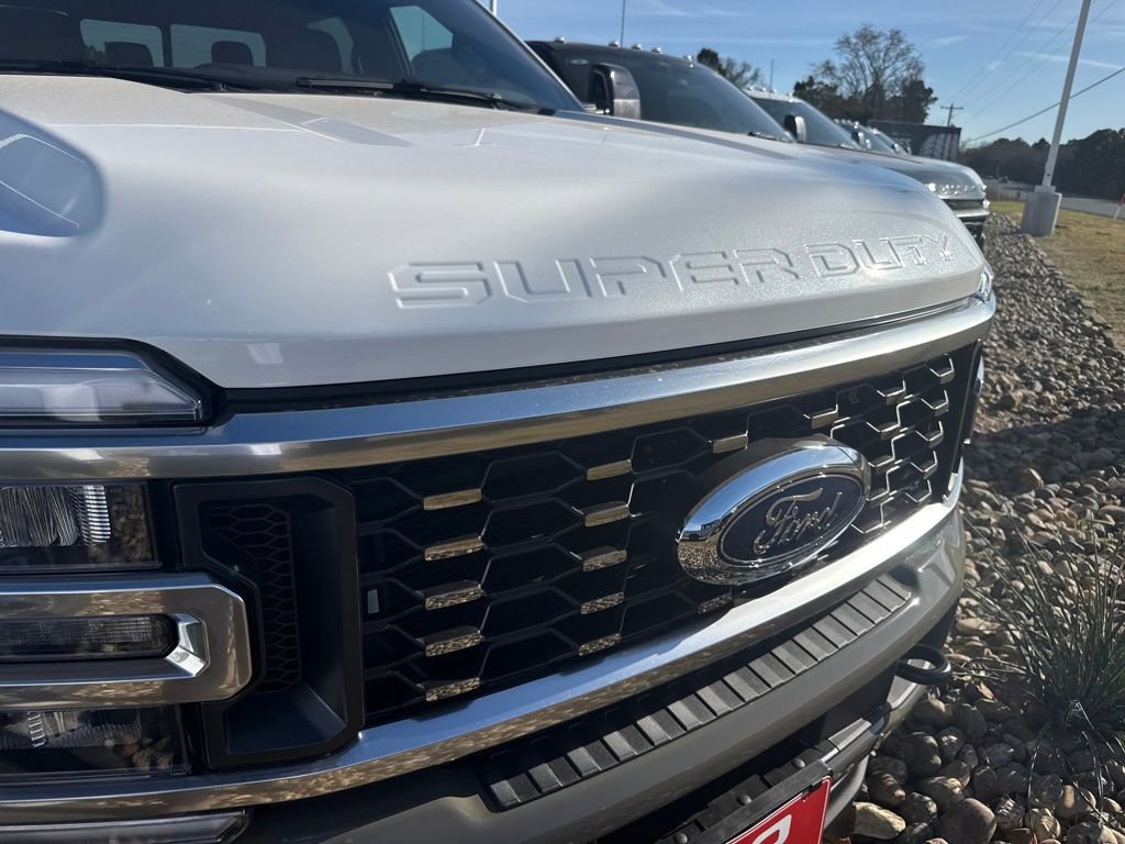 New 2026 Ford F350 King Ranch w/ FX4 Off-Road Package image 57