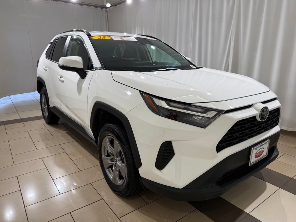 Certified 2025 Toyota RAV4 XLE AWD/4WD image 7