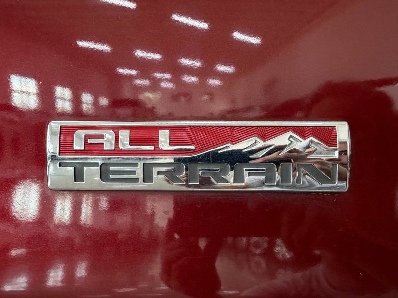 Used 2014 GMC Sierra 1500 SLE w/ All-Terrain Package AWD/4WD image 17