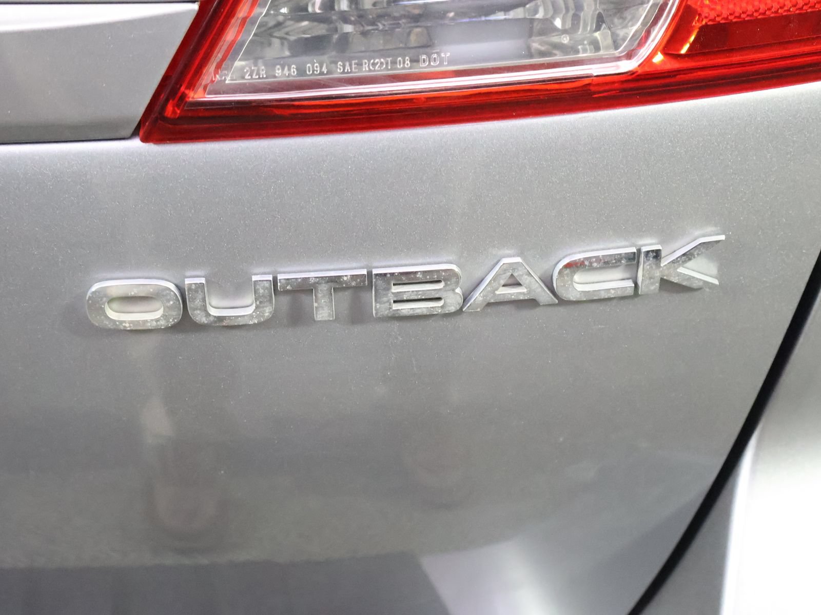 Used 2011 Subaru Outback 2.5i Limited w/ PWR Moonroof Pkg AWD/4WD image 9