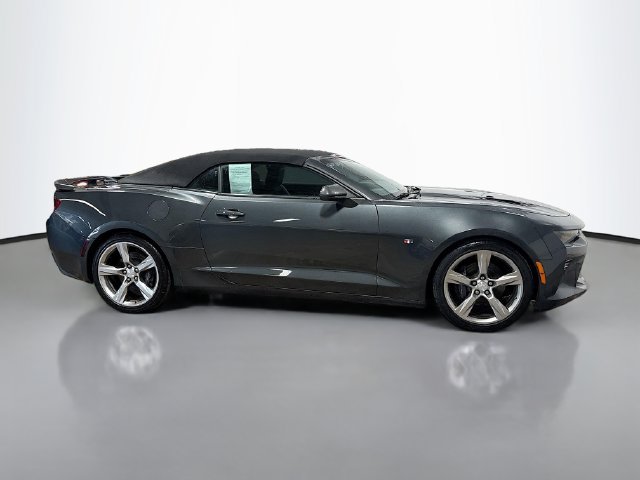 Used 2017 Chevrolet Camaro SS RWD image 6