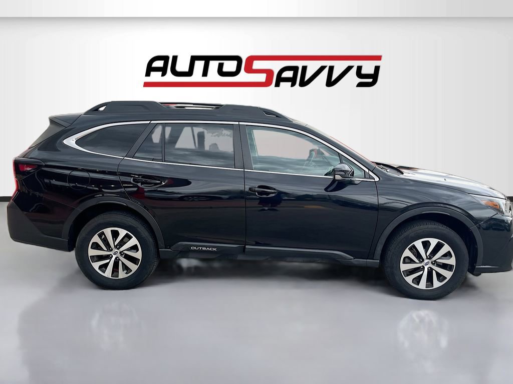 Used 2022 Subaru Outback Premium image 8
