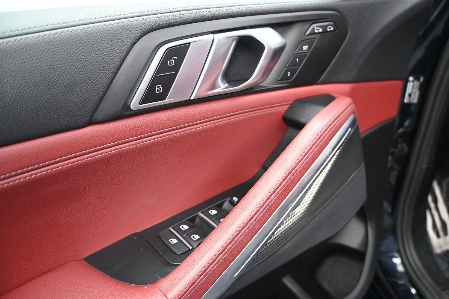 Used 2022 BMW X6 xDrive40i w/ Executive Package AWD/4WD image 7