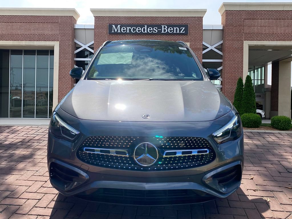 Used 2025 Mercedes-Benz GLA 250 image 3