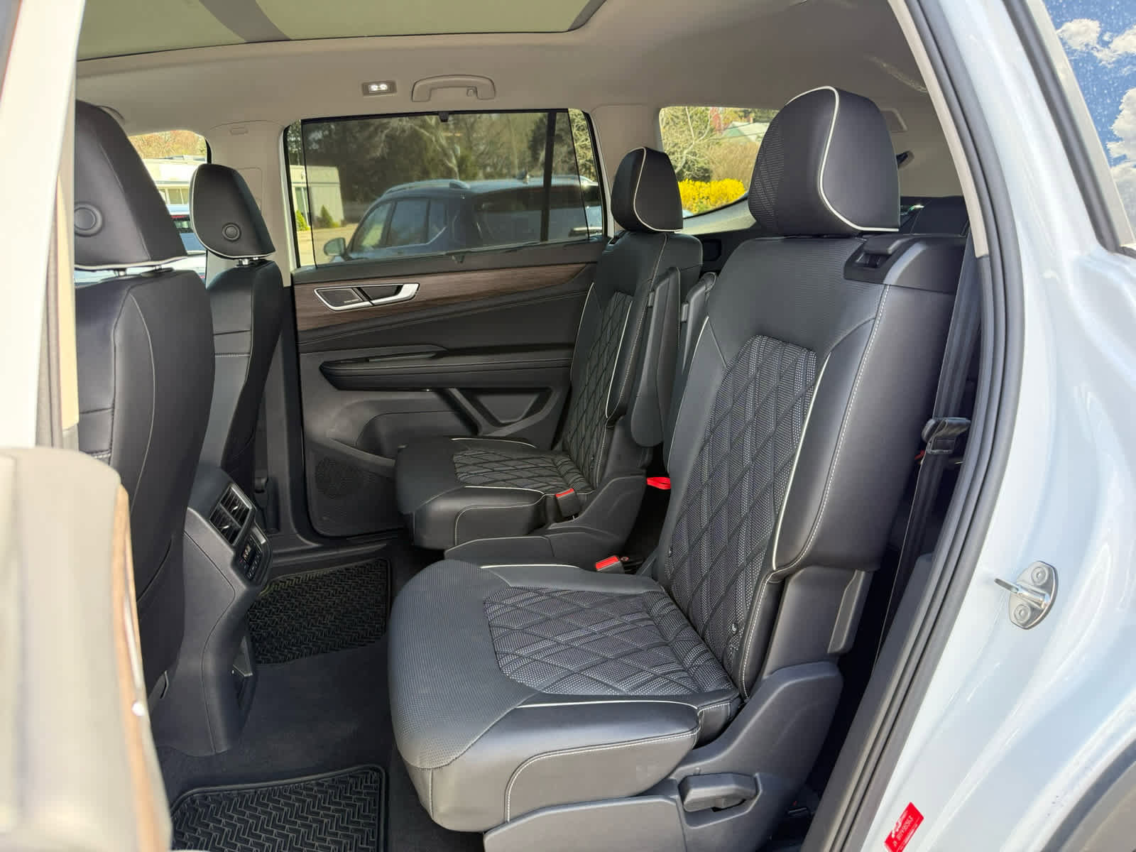 Used 2026 Volkswagen Atlas SEL Premium R-Line AWD/4WD image 19