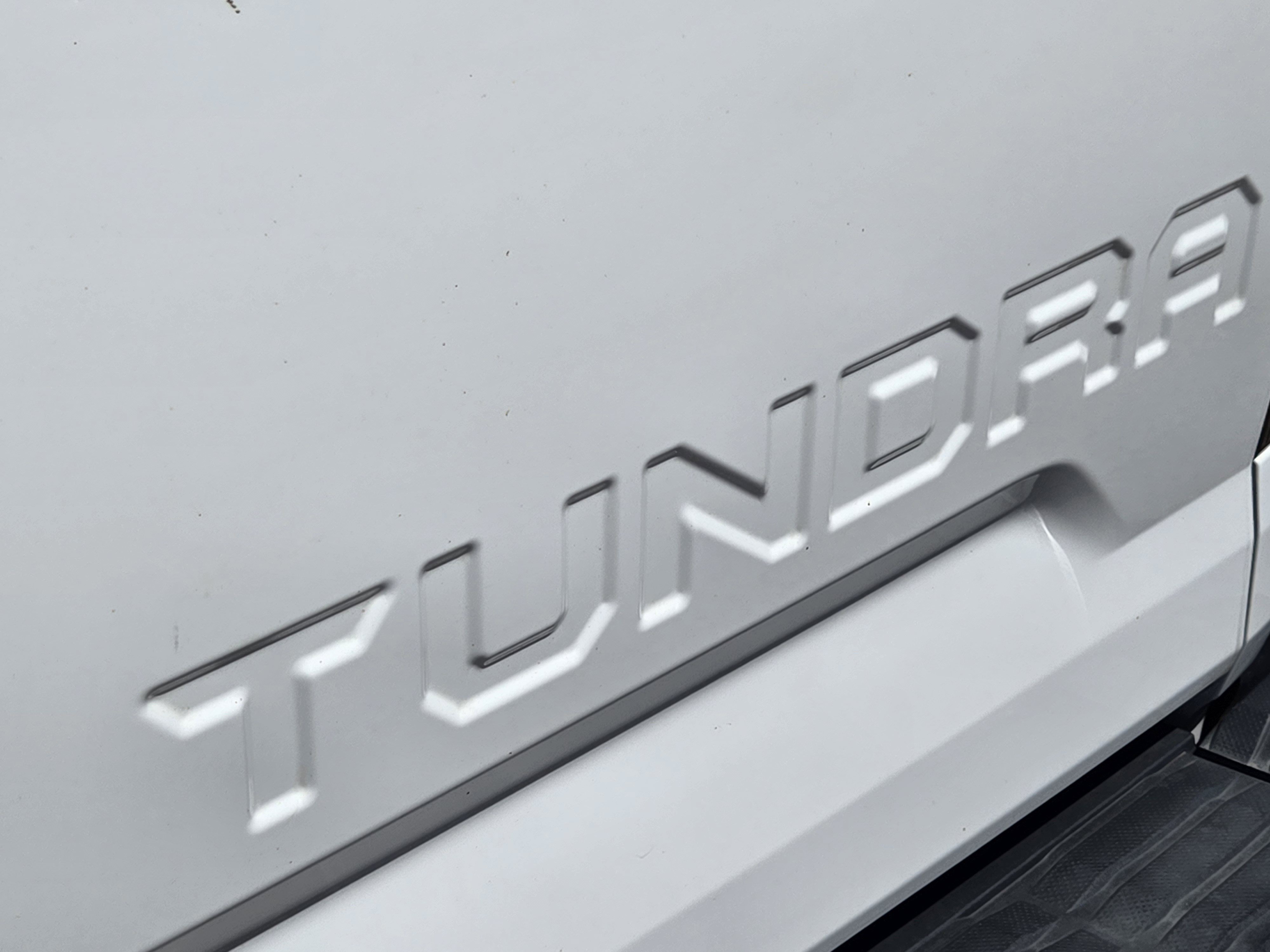 Used 2015 Toyota Tundra SR5 w/ TRD Off Road Package image 11