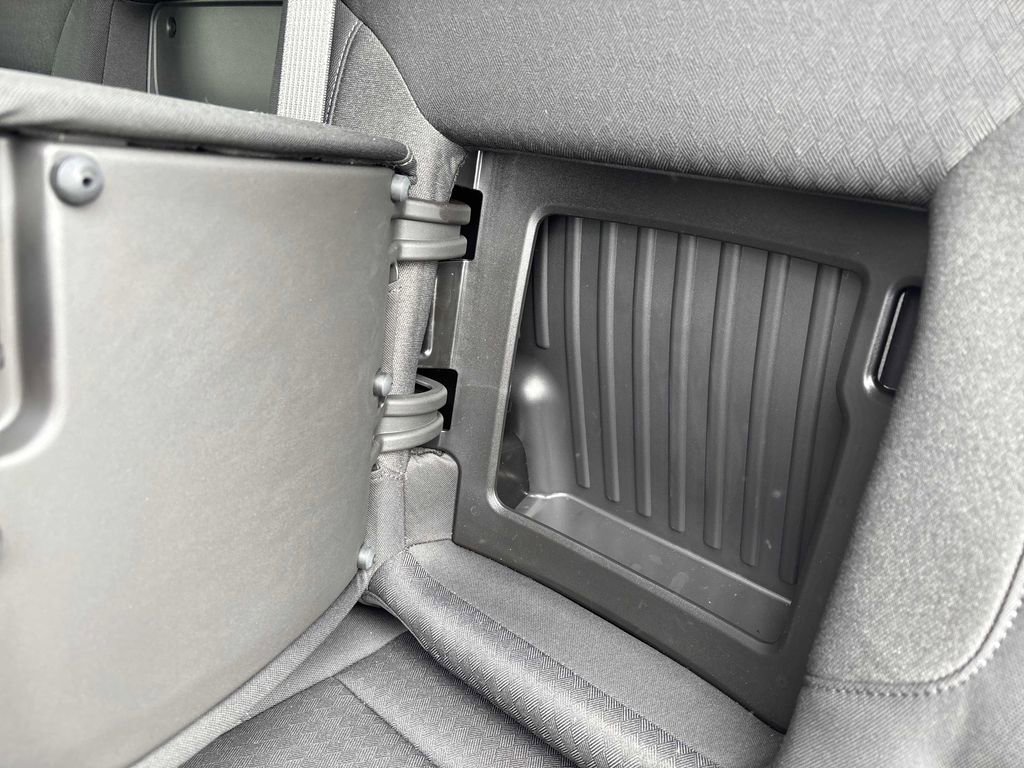 Used 2025 GMC Sierra 1500 Elevation image 26