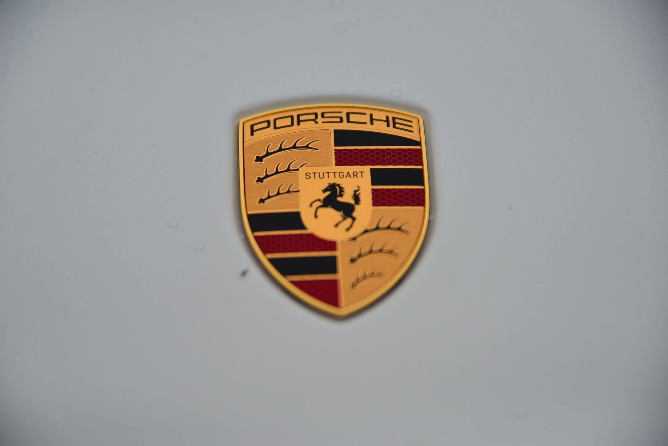 Used 2025 Porsche Taycan image 17