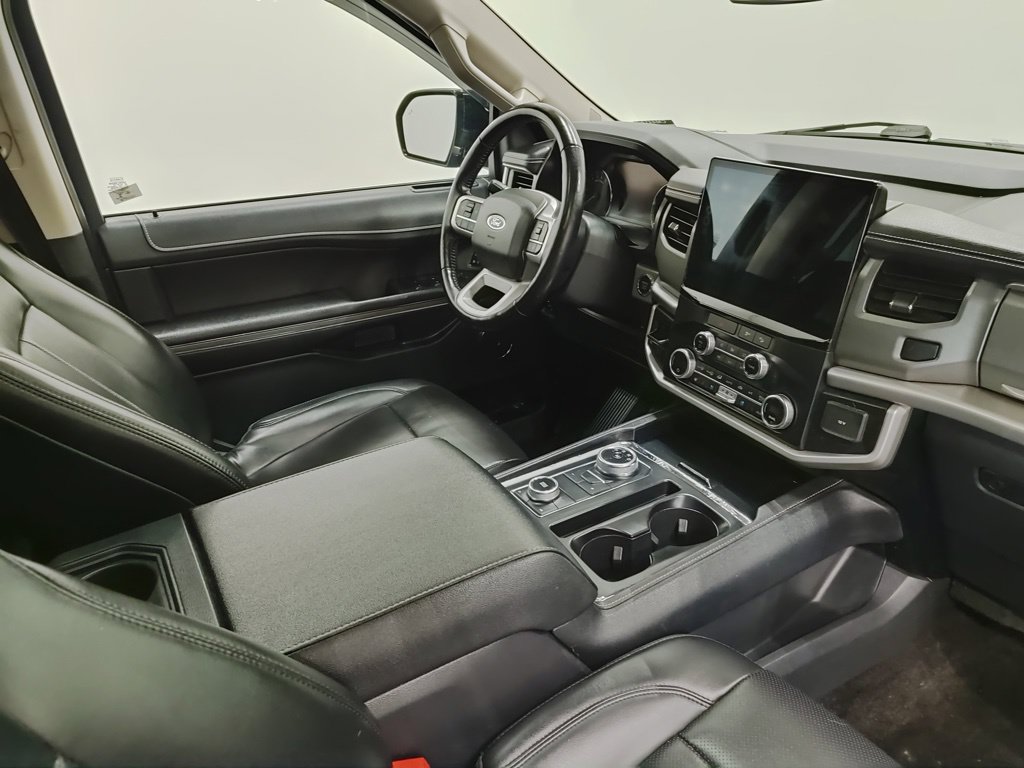Used 2022 Ford Expedition XLT AWD/4WD image 16