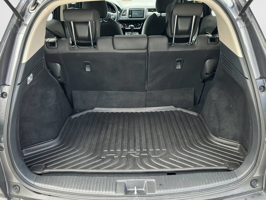 Used 2022 Honda HR-V EX image 9