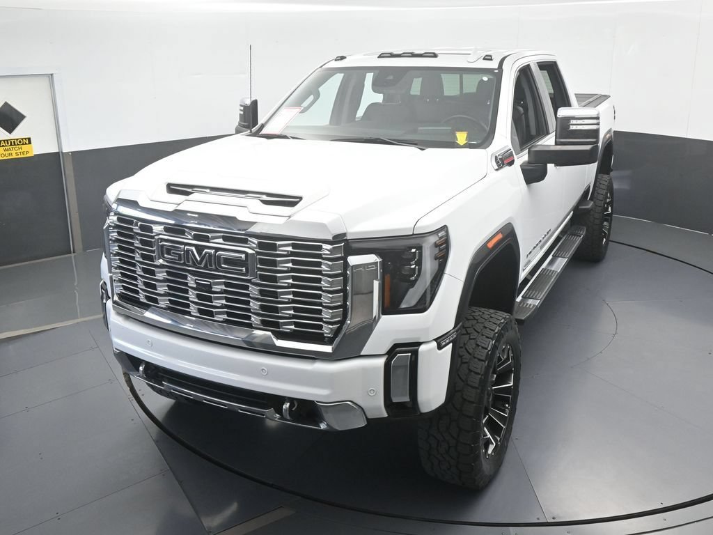 Used 2024 GMC Sierra 2500 Denali w/ Denali Reserve Package AWD/4WD image 61