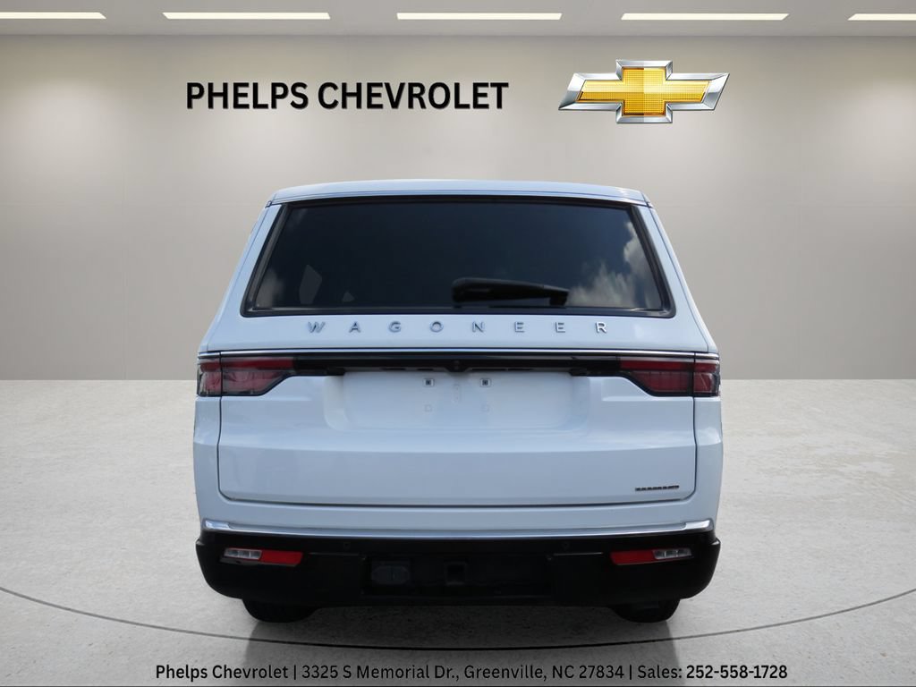 Used 2024 Jeep Wagoneer Series II w/ Flexible Seating Group RWD image 8