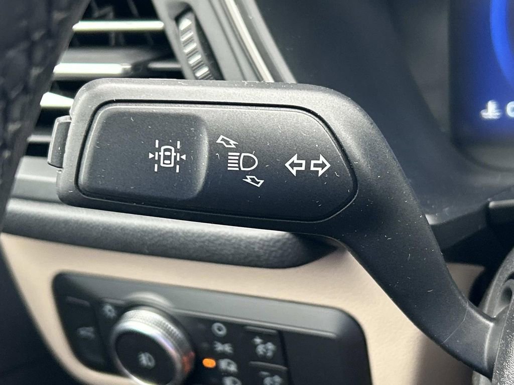 Used 2021 Ford Escape SEL w/ Technology Package image 38