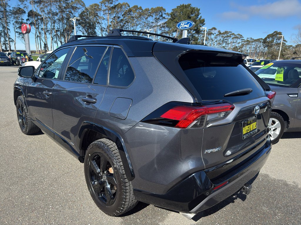 Used 2021 Toyota RAV4 XSE AWD/4WD image 3