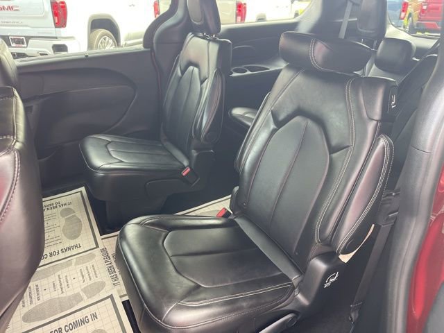 Used 2025 Chrysler Pacifica Select FWD image 17
