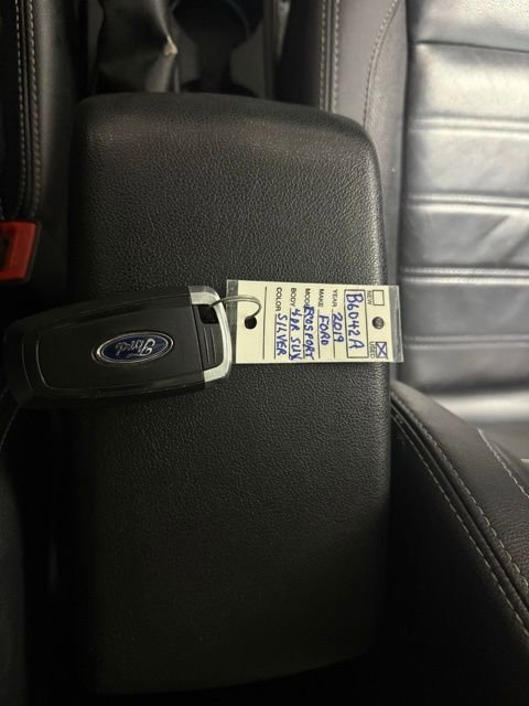 Used 2019 Ford EcoSport Titanium FWD image 21