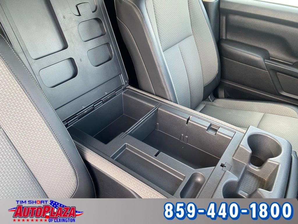 Used 2017 Nissan Titan S image 37