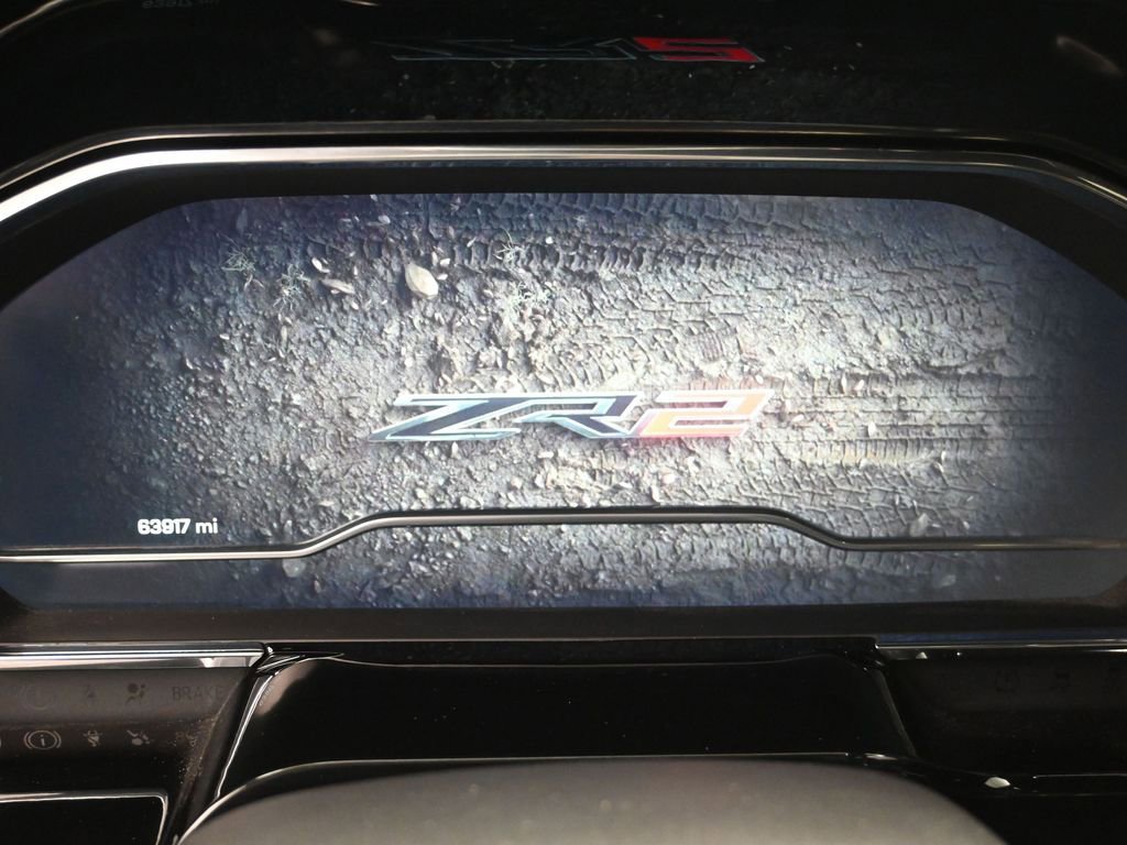 Used 2023 Chevrolet Silverado 1500 ZR2 w/ Technology Package AWD/4WD image 10