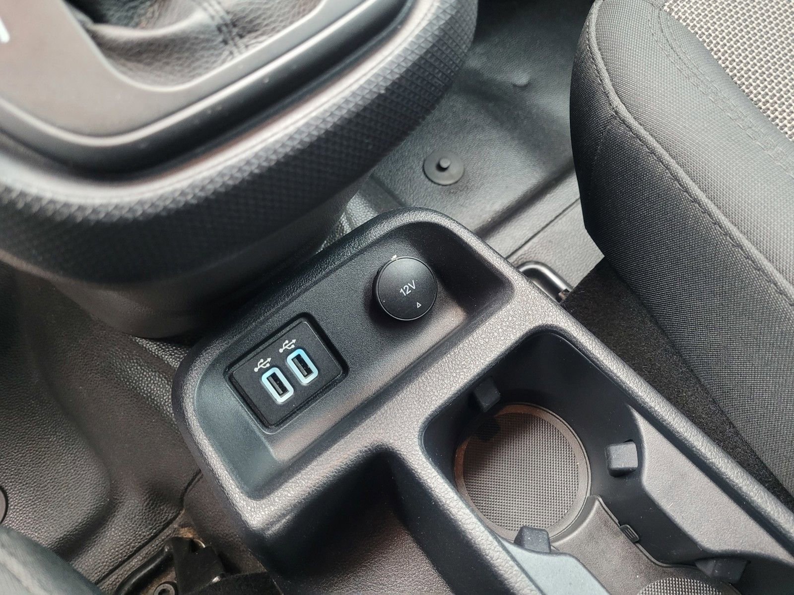 Used 2020 Ford Transit Connect XL FWD image 27