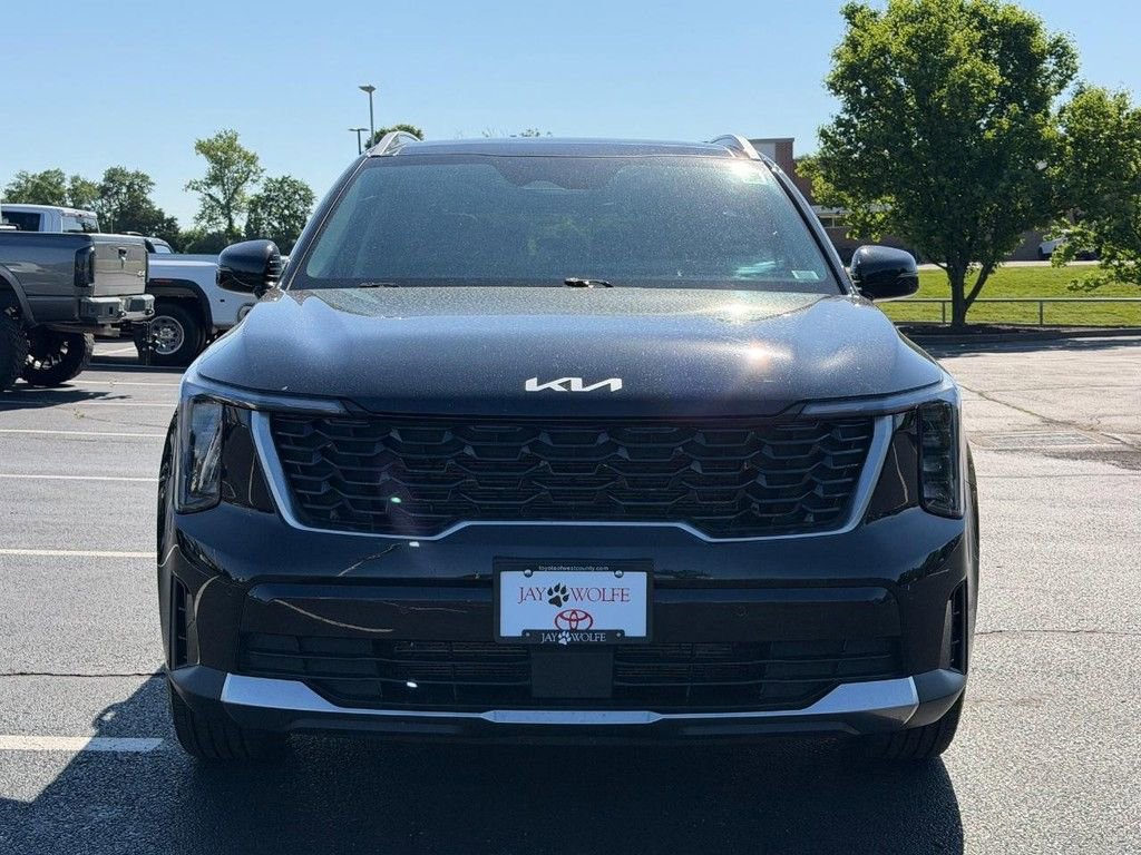 Used 2025 Kia Sorento S w/ Panoramic Sunroof Package FWD image 9