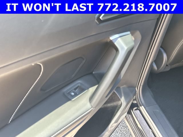 Used 2024 Volkswagen Tiguan SEL R-Line AWD/4WD image 13