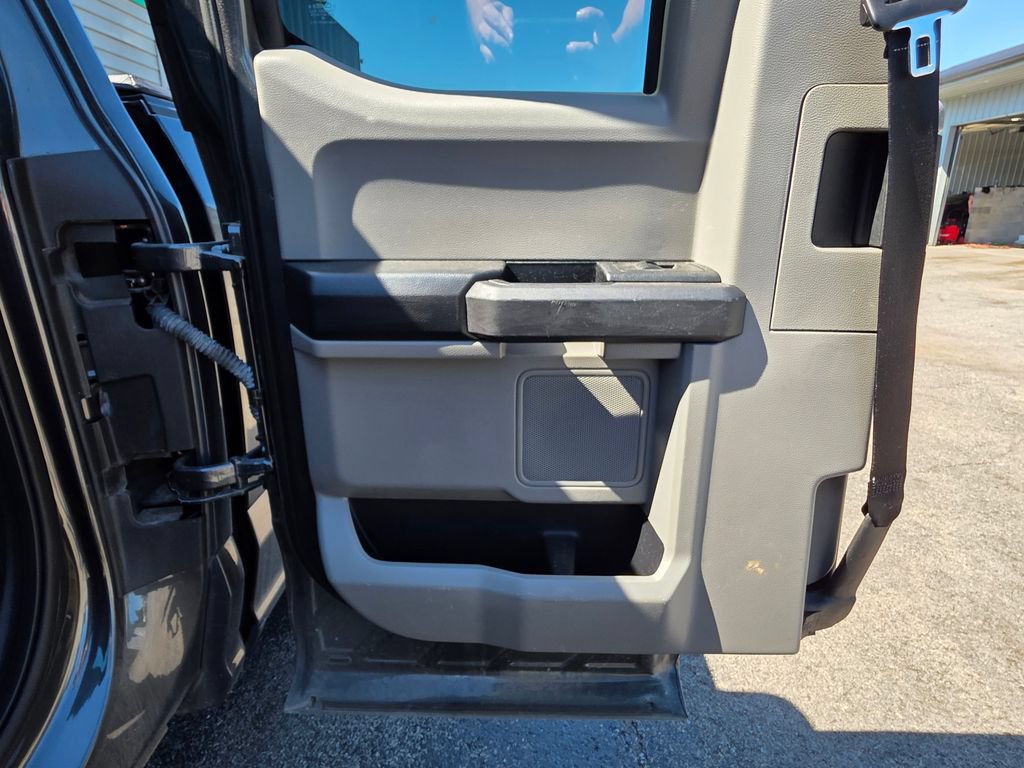 Used 2018 Ford F150 XL w/ Equipment Group 101A Mid RWD image 22