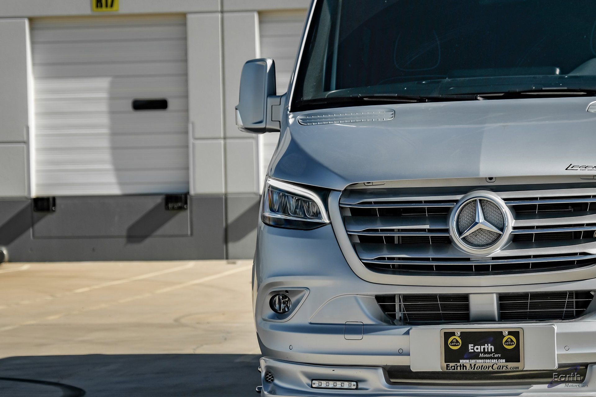 Used 2023 Mercedes-Benz Sprinter 3500 w/ Parking Package image 27