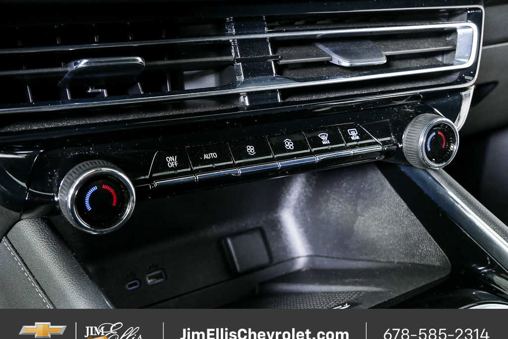 Certified 2025 Chevrolet Traverse LT image 16