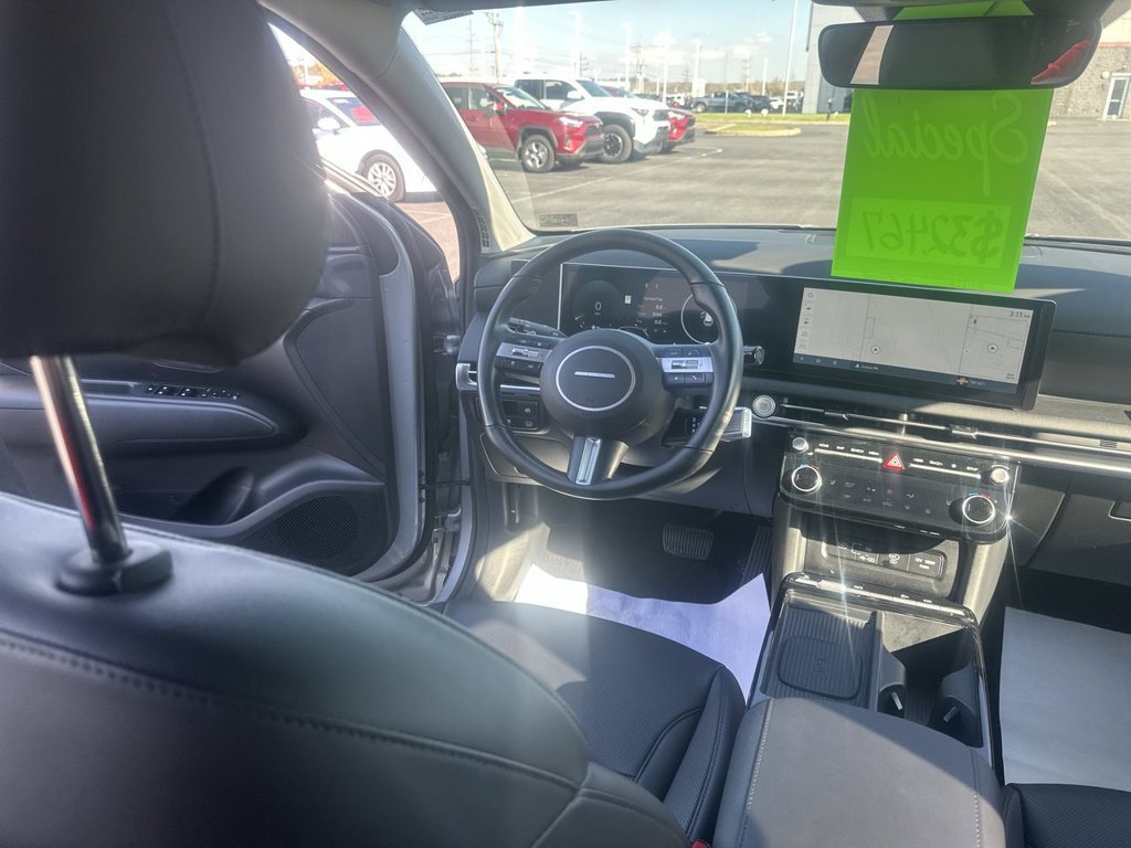 Used 2025 Hyundai Tucson SEL AWD/4WD image 15