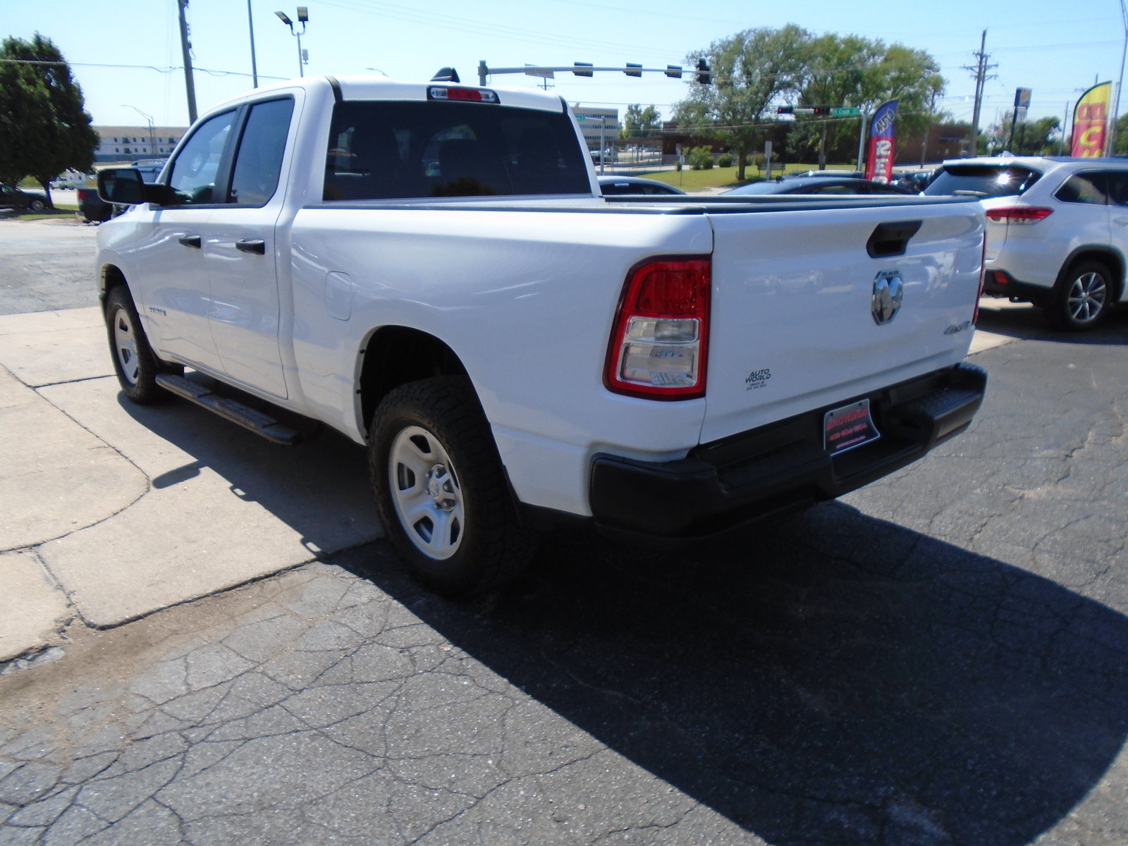 Used 2022 RAM 1500 Tradesman w/ Level 1 Safety Group AWD/4WD image 4