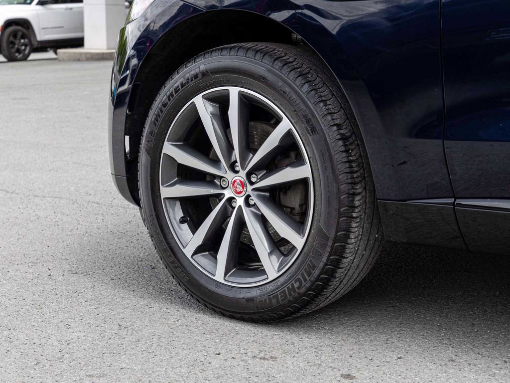 Used 2022 Jaguar F-PACE S AWD/4WD image 10