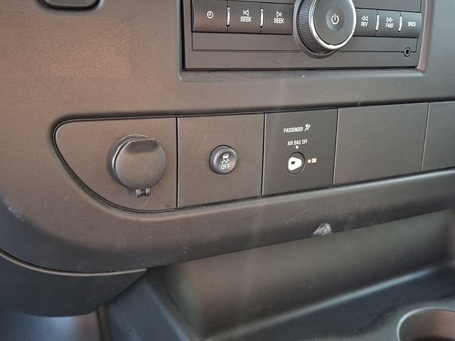 Used 2024 GMC Savana 2500 w/ Driver Convenience Package RWD image 21