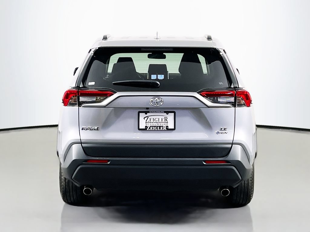 Used 2025 Toyota RAV4 LE AWD/4WD image 6