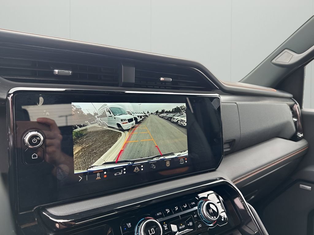 Used 2025 GMC Sierra 1500 AT4 image 38